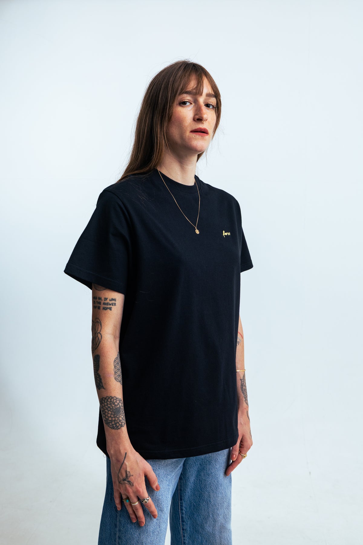 TEE PIPE BLACK