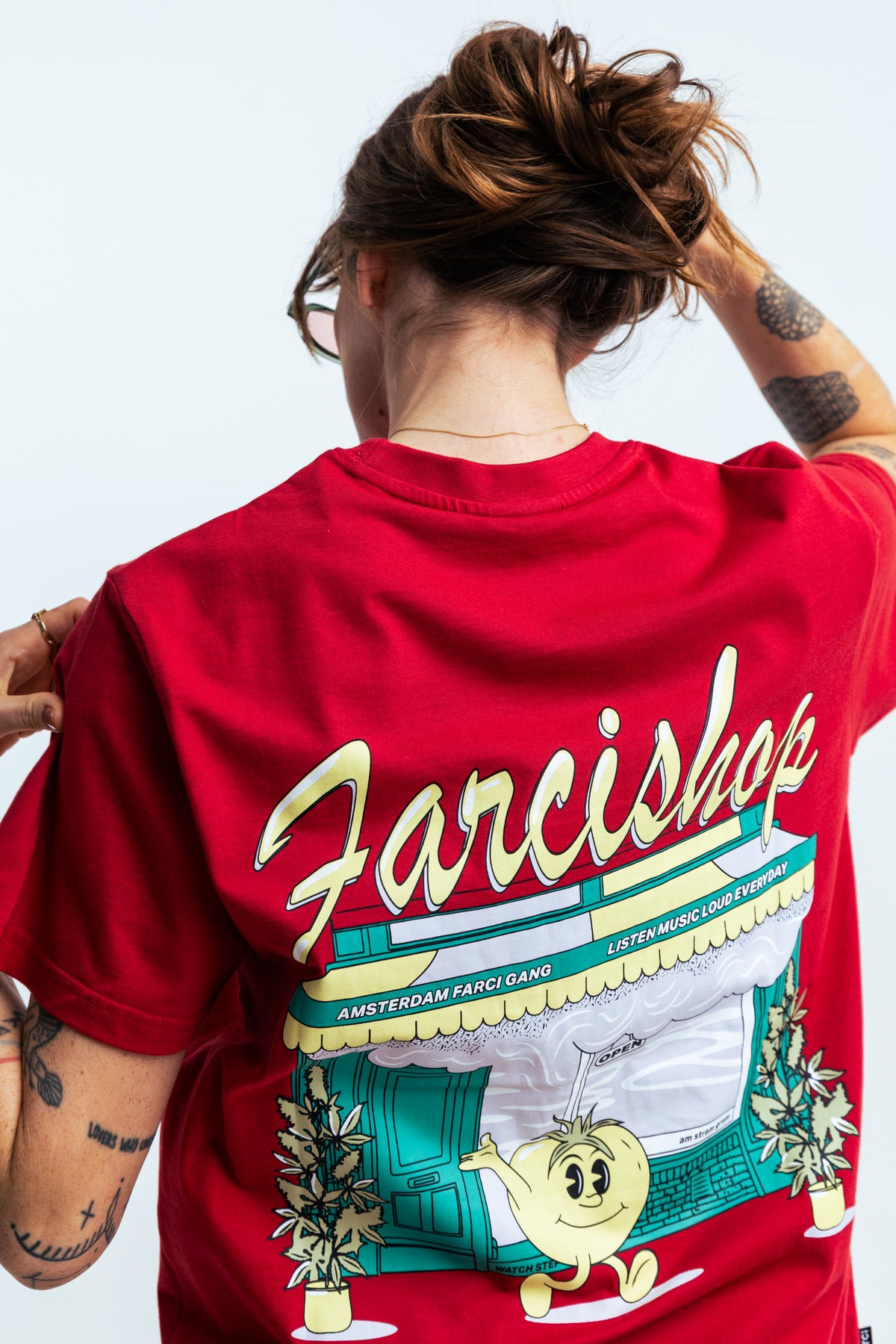 TEE SHOP RED