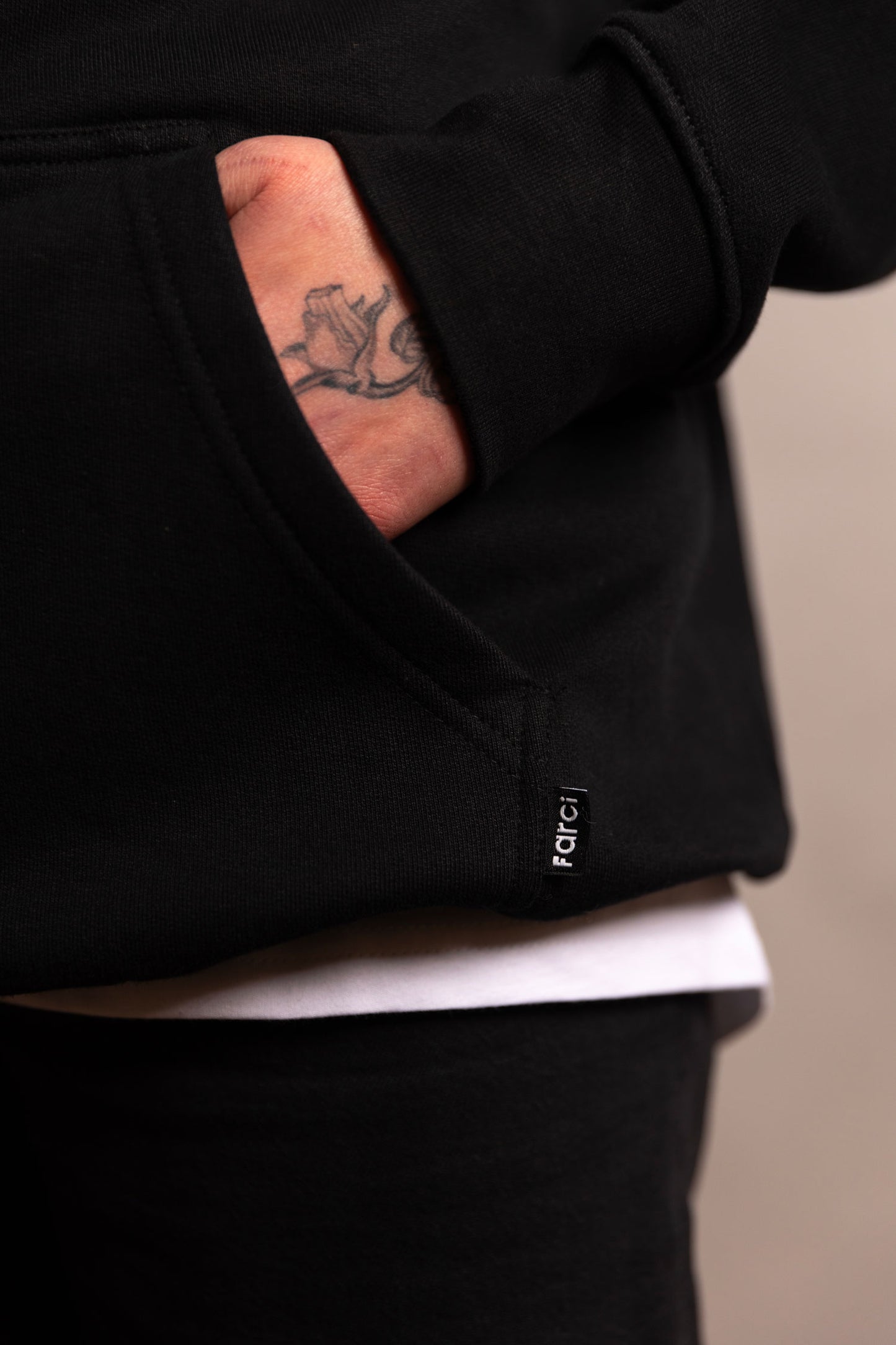 HOODIE SHARK BLACK
