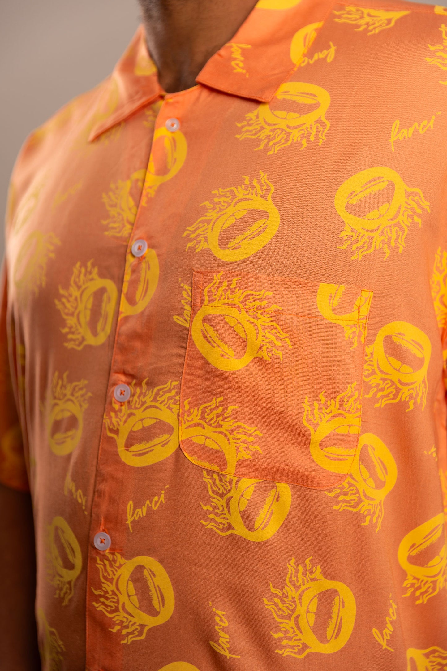 SHIRT BOUCHE