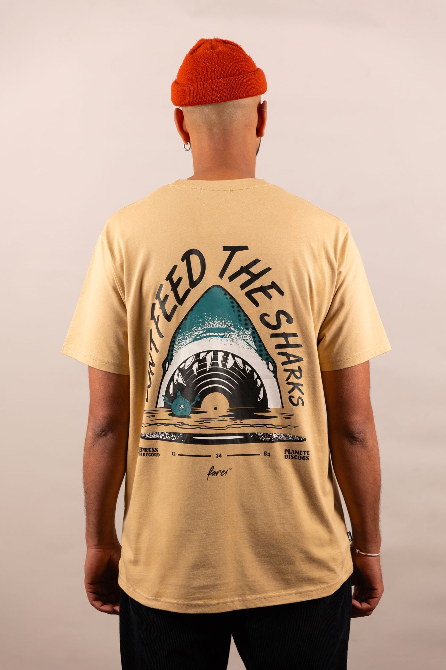 TEE SHARK BEIGE