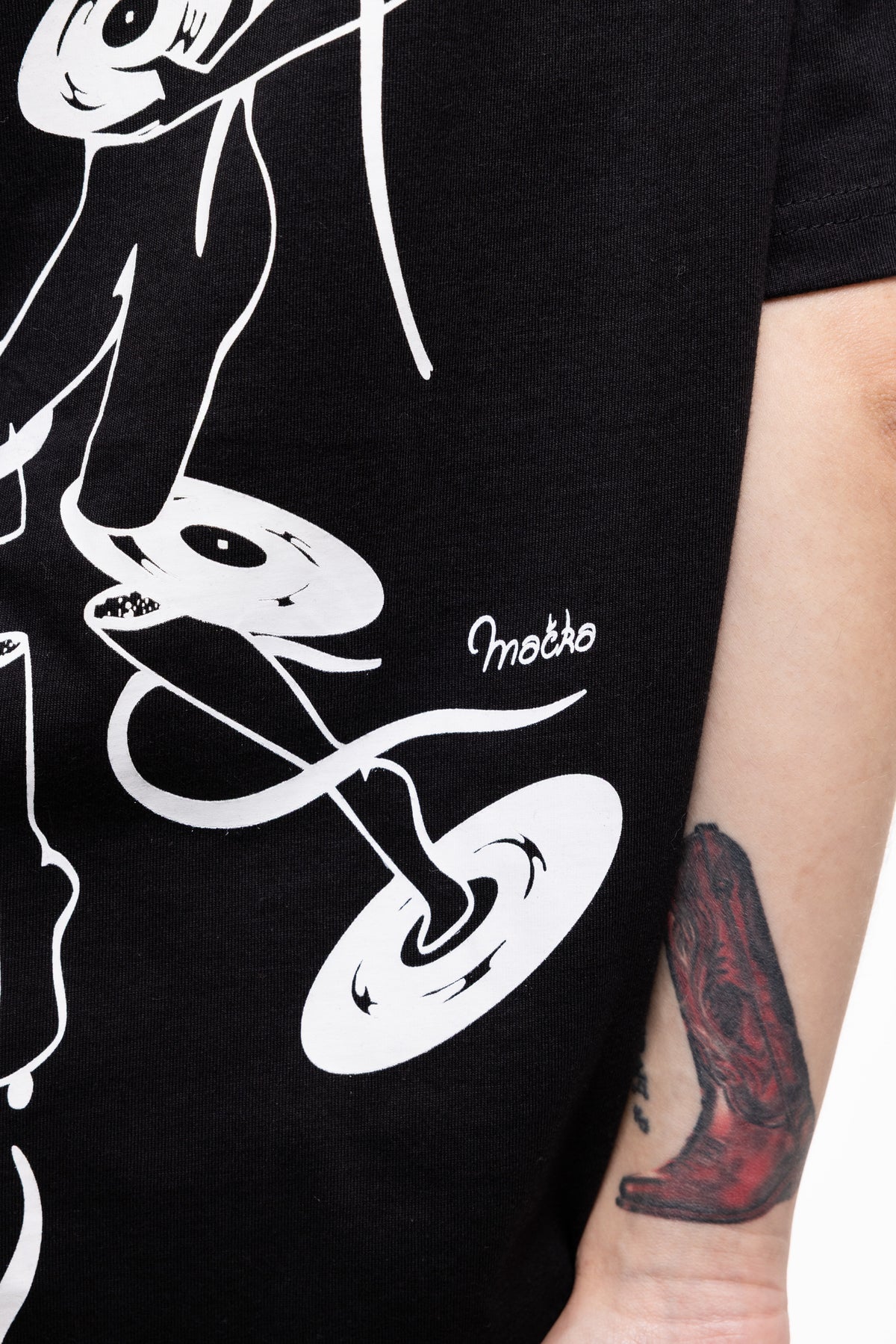 TEE LENA BLACK