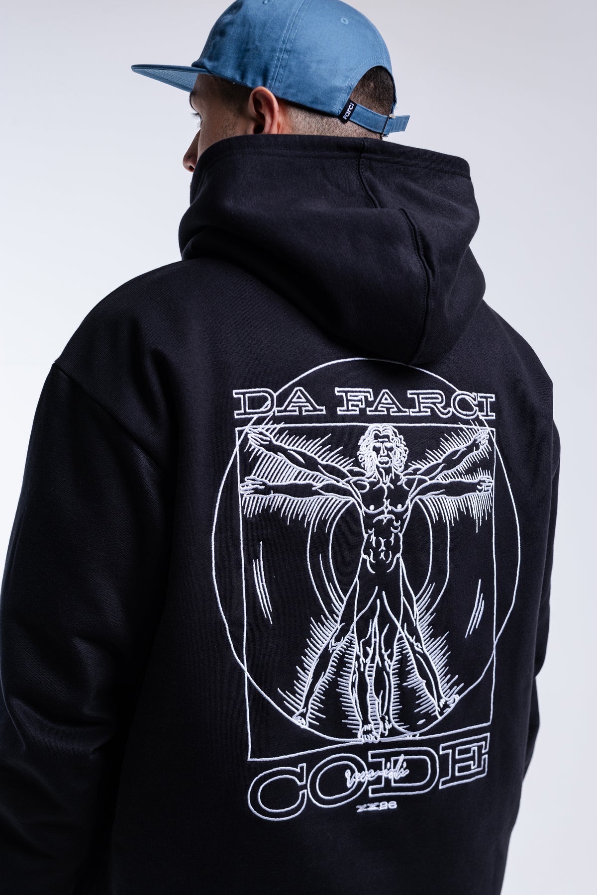 HOODIE CODE BLACK