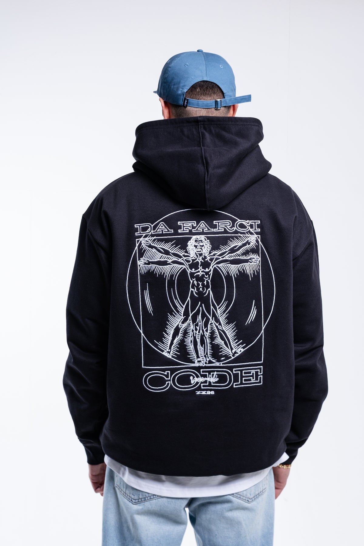 HOODIE CODE BLACK