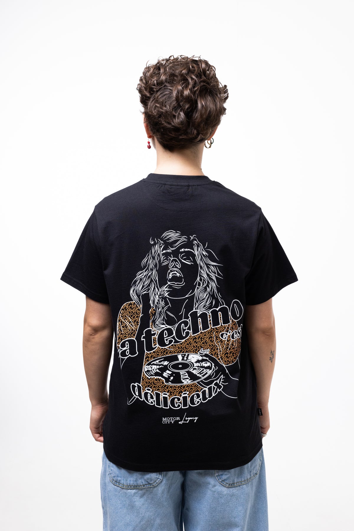 DELI TEE BLACK