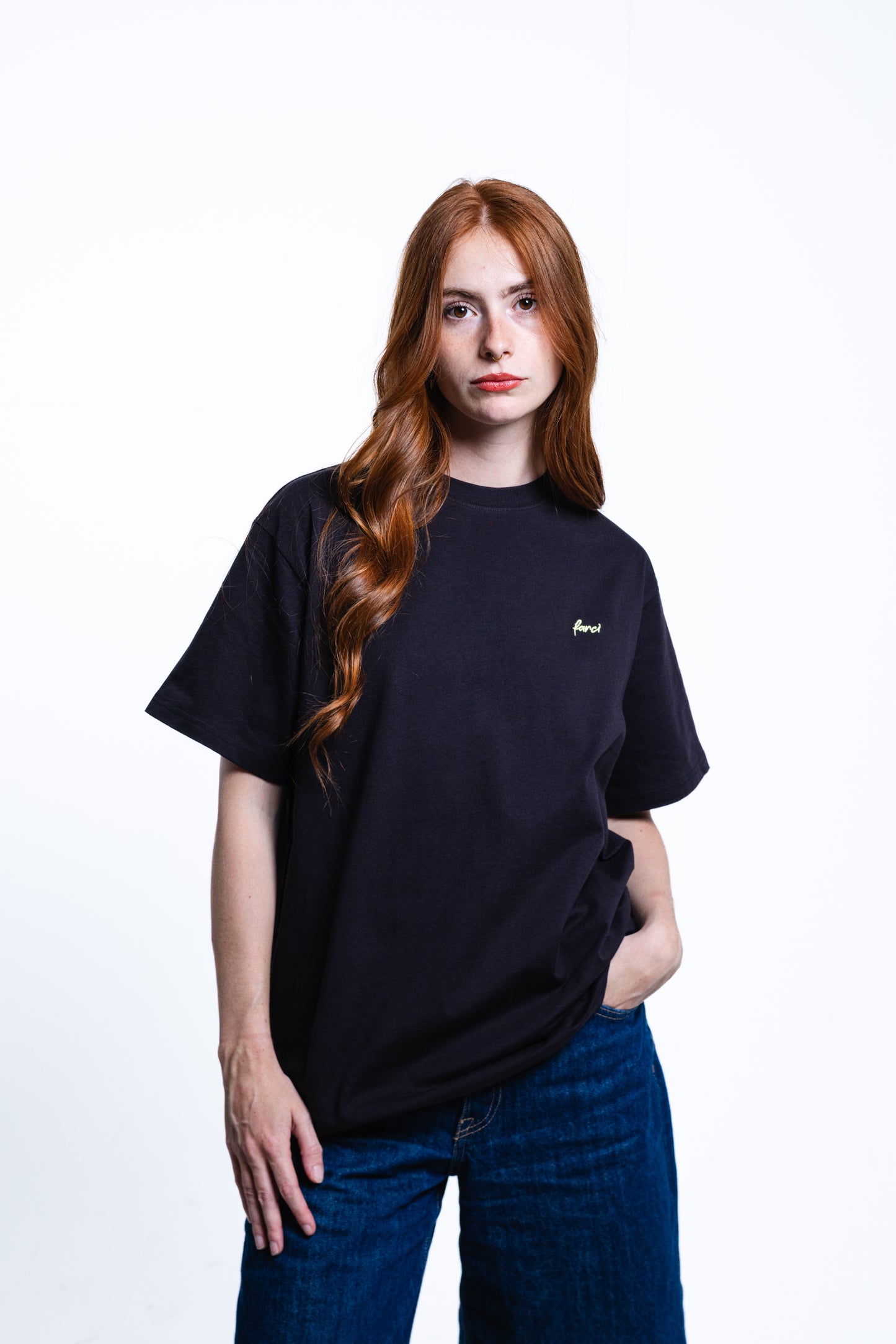 TEE PIÑA BLACK