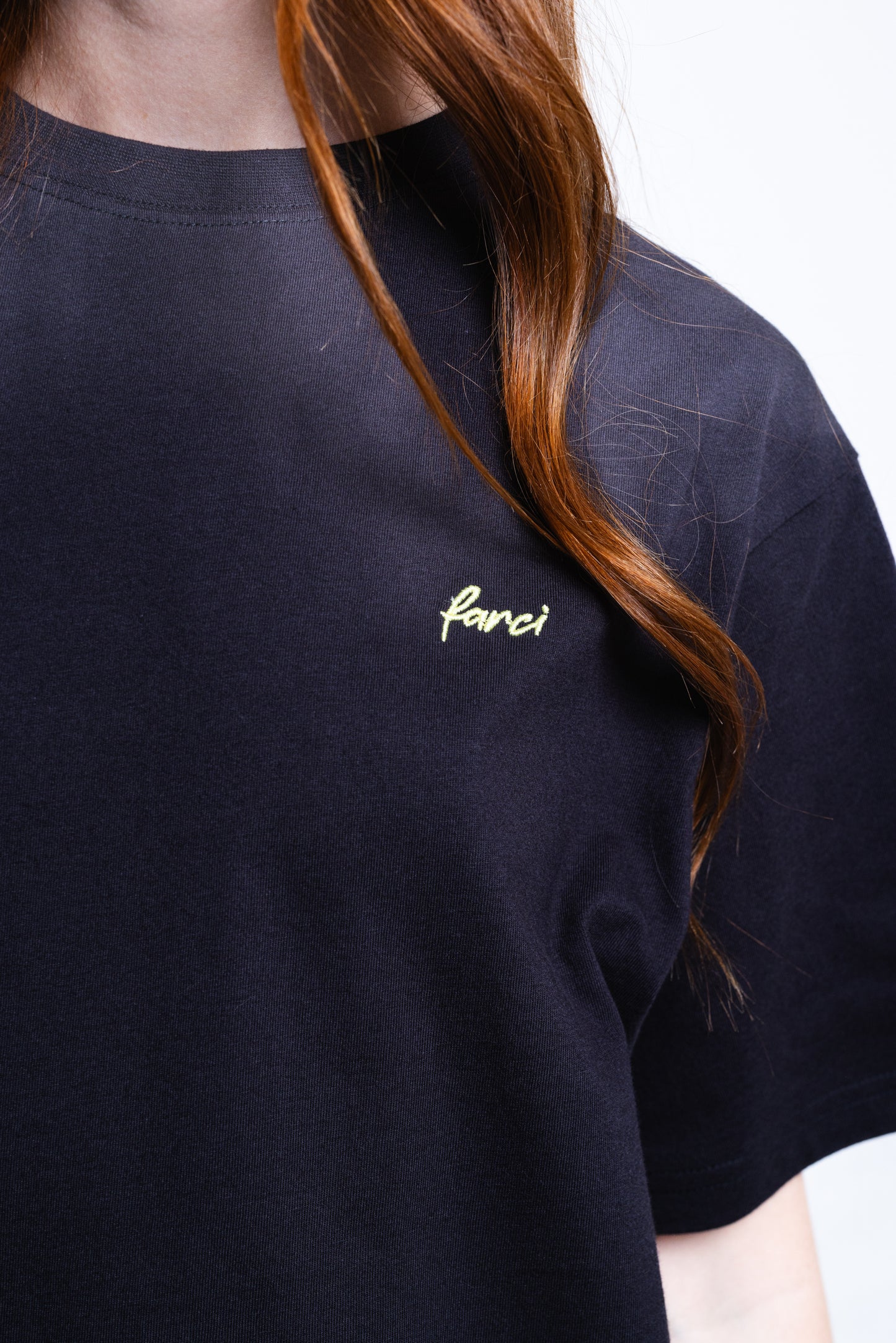 TEE PIÑA BLACK