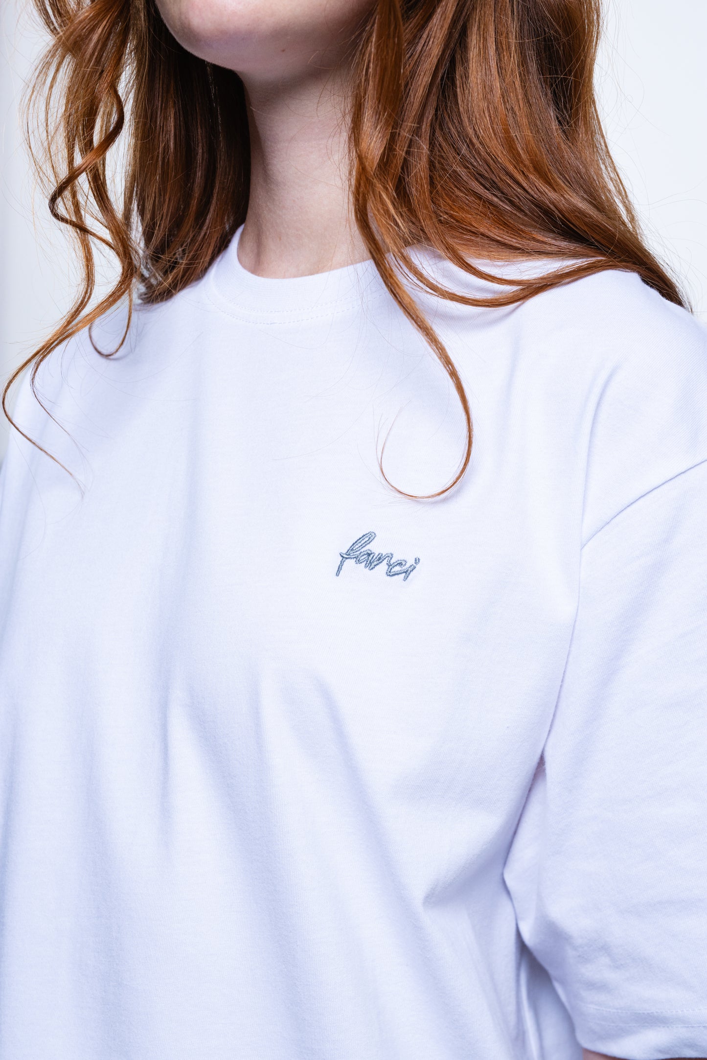 TEE PIÑA WHITE