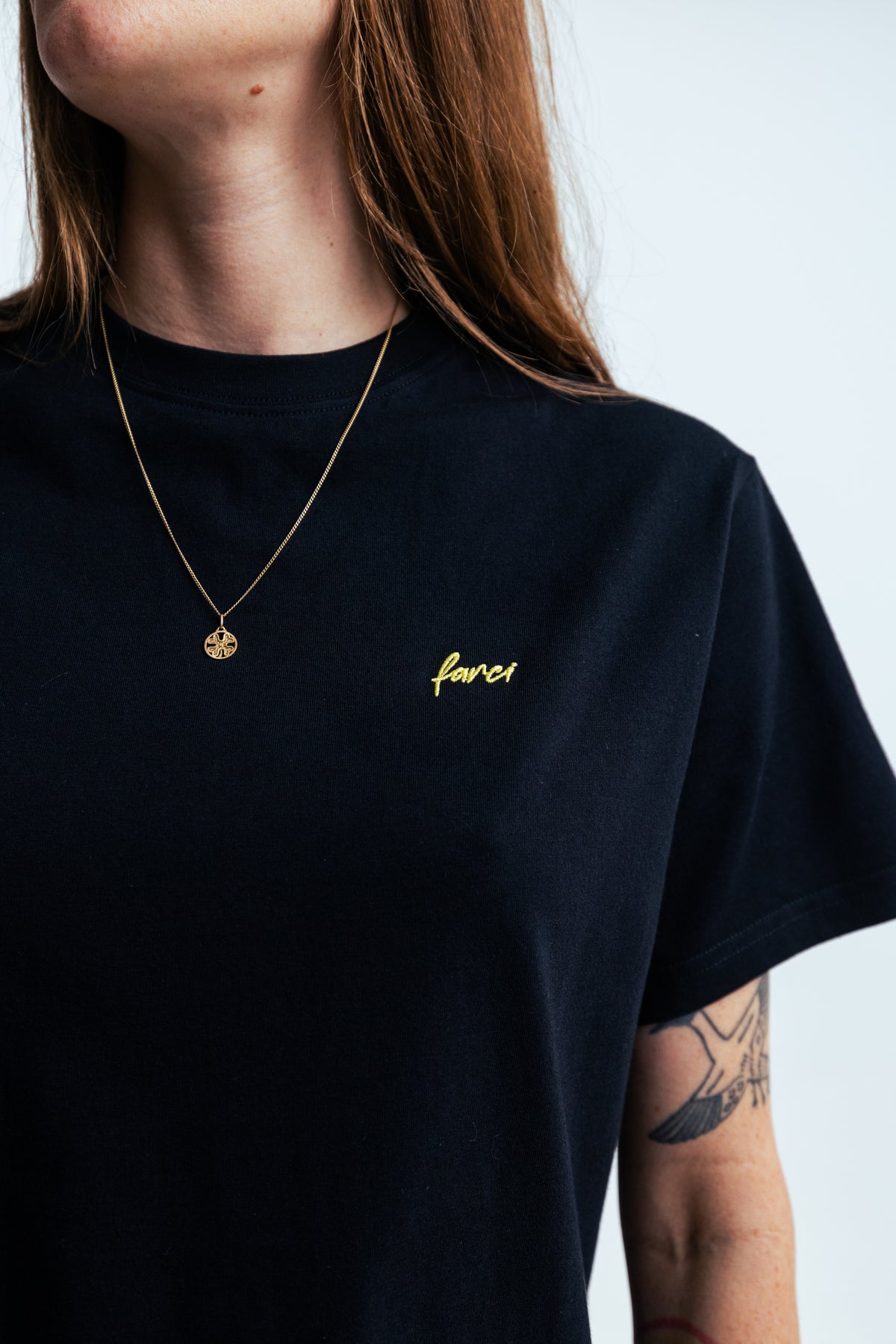 TEE PIPE BLACK